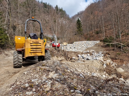 Sanacijska obnova vodotokov in hudournikov po poplavah (1)